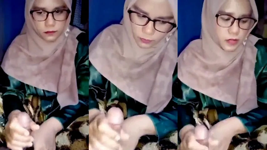 Bunda Melakukan Saat Semua Tertidur
